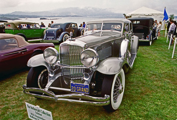 (05-1) (95-27-34) 1933 Duesenberg SJ Rollston Torpede Sedan (20 Grand).jpg